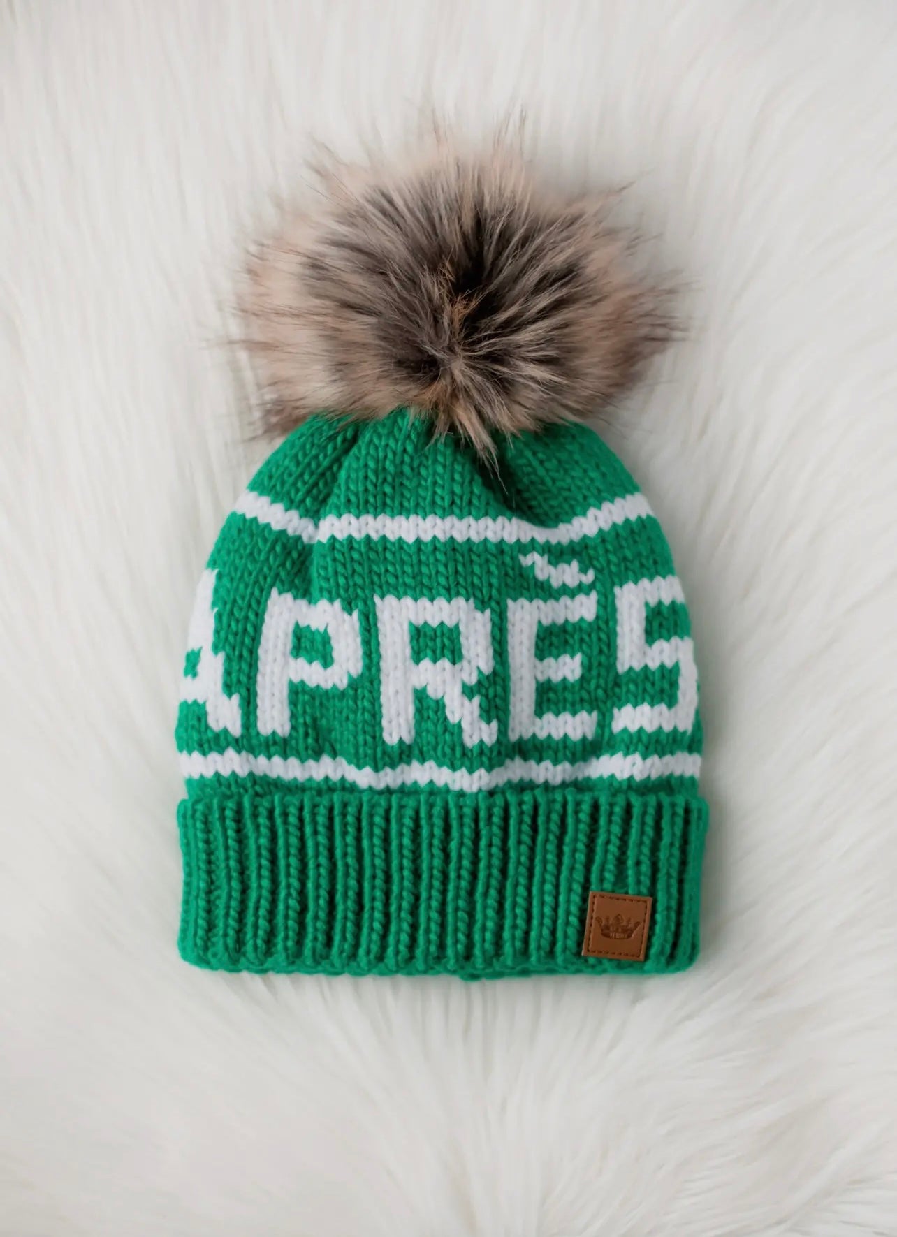 Après Knit Hat with Faux Fur Pom Après Knit Hat with Faux Fur Pom